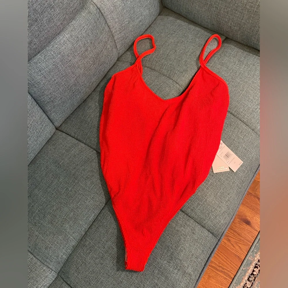 GOOD AMERICAN Always Fits ONE piece Swimsuit RED NWT - Picture 6 of 9